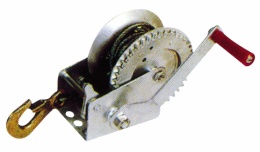 Geared hand winch