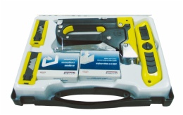 Staple Gun with Cutter